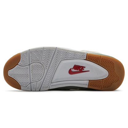 Preloved - Air Jordan 4 Retro SB Pine Green