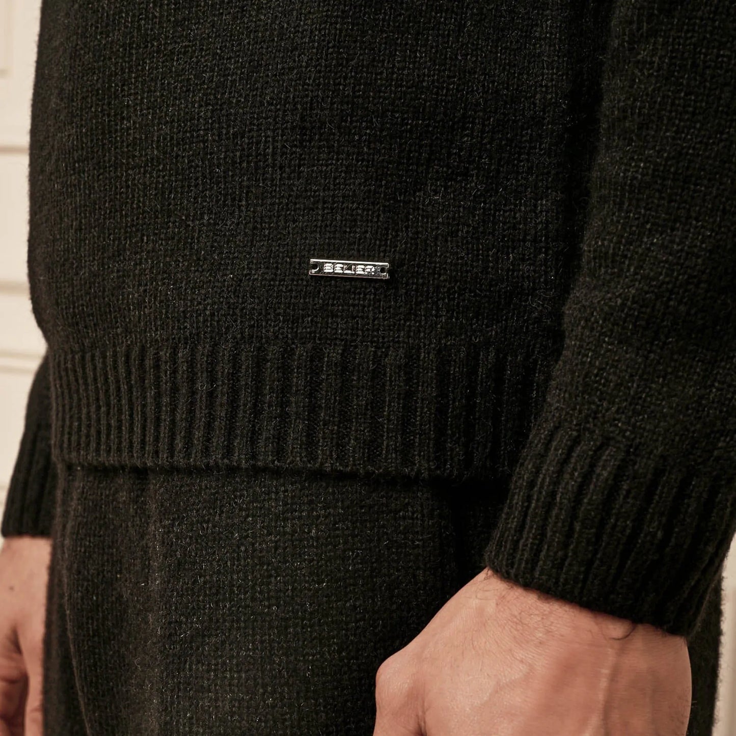 Belier Mohair Knit Open Collar Black Sweatshirt