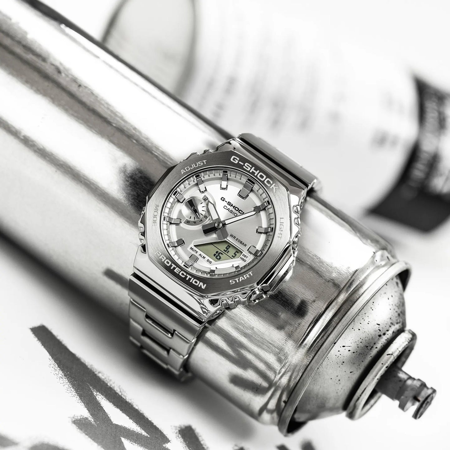 G-Shock Casio GM-2110D-7AER Silver