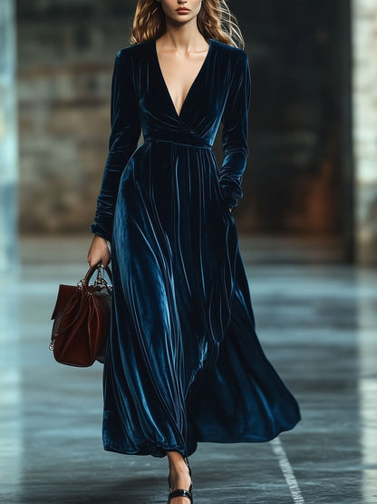 V-Neck Retro Solid Color Velvet Pocket Long Sleeve Maxi Dress