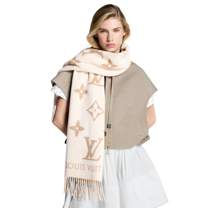 Louis Vuitton Reykjavik Beige Clair Scarf
