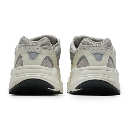 Preloved - Adidas Yeezy Boost 700 V2 Static