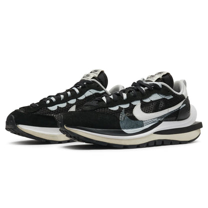 Preloved - Nike x Sacai Vaporwaffle Black White