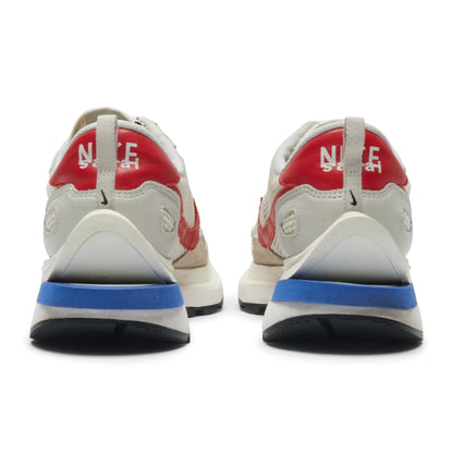 Preloved - Nike x Sacai Vaporwaffle Sail Sport Fuchsia Sneaker