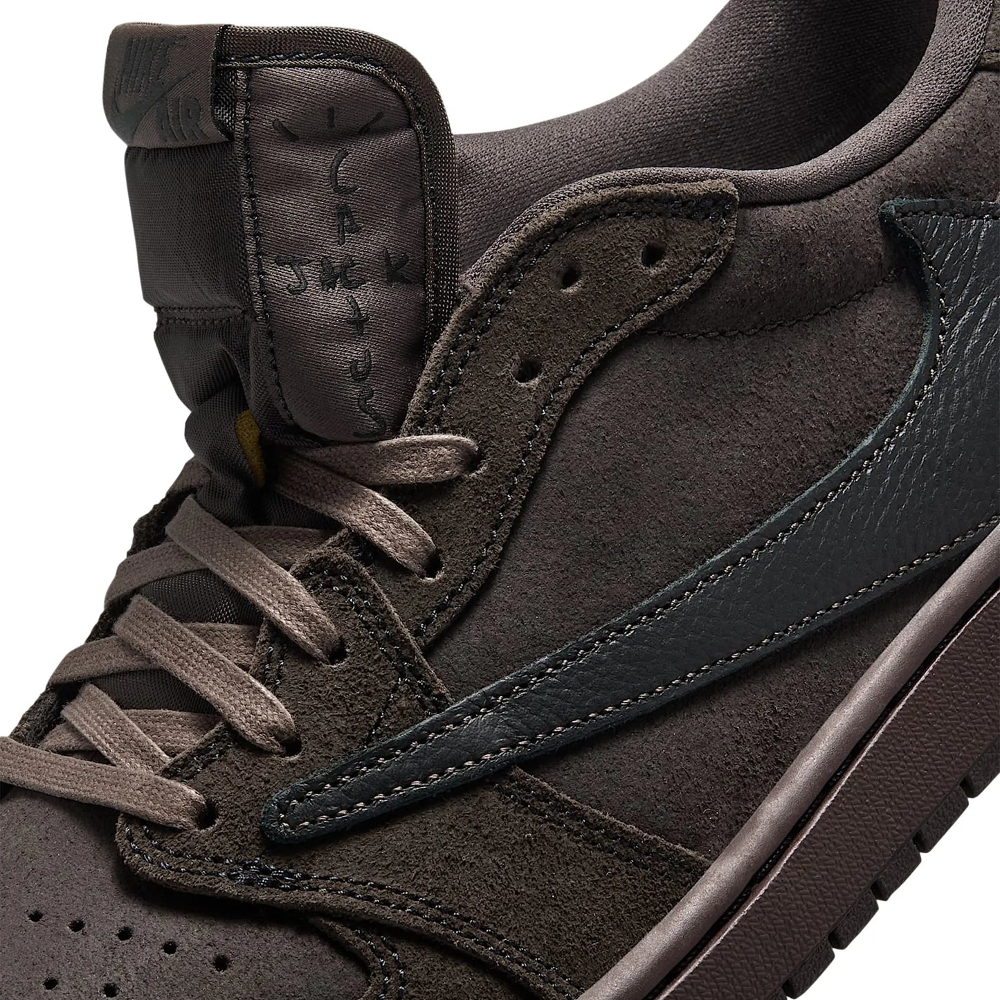 Travis Scott x Air Jordan 1 Low OG SP Velvet Brown